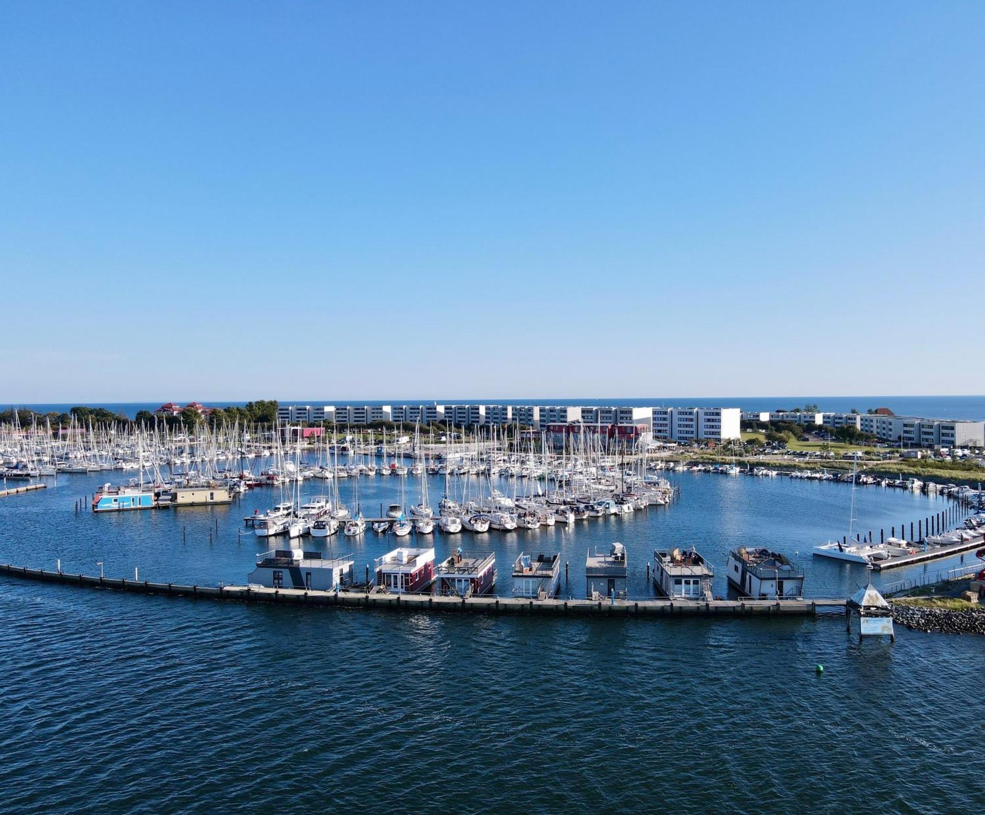 Hausboot Fehmarn Hotel Екстериор снимка