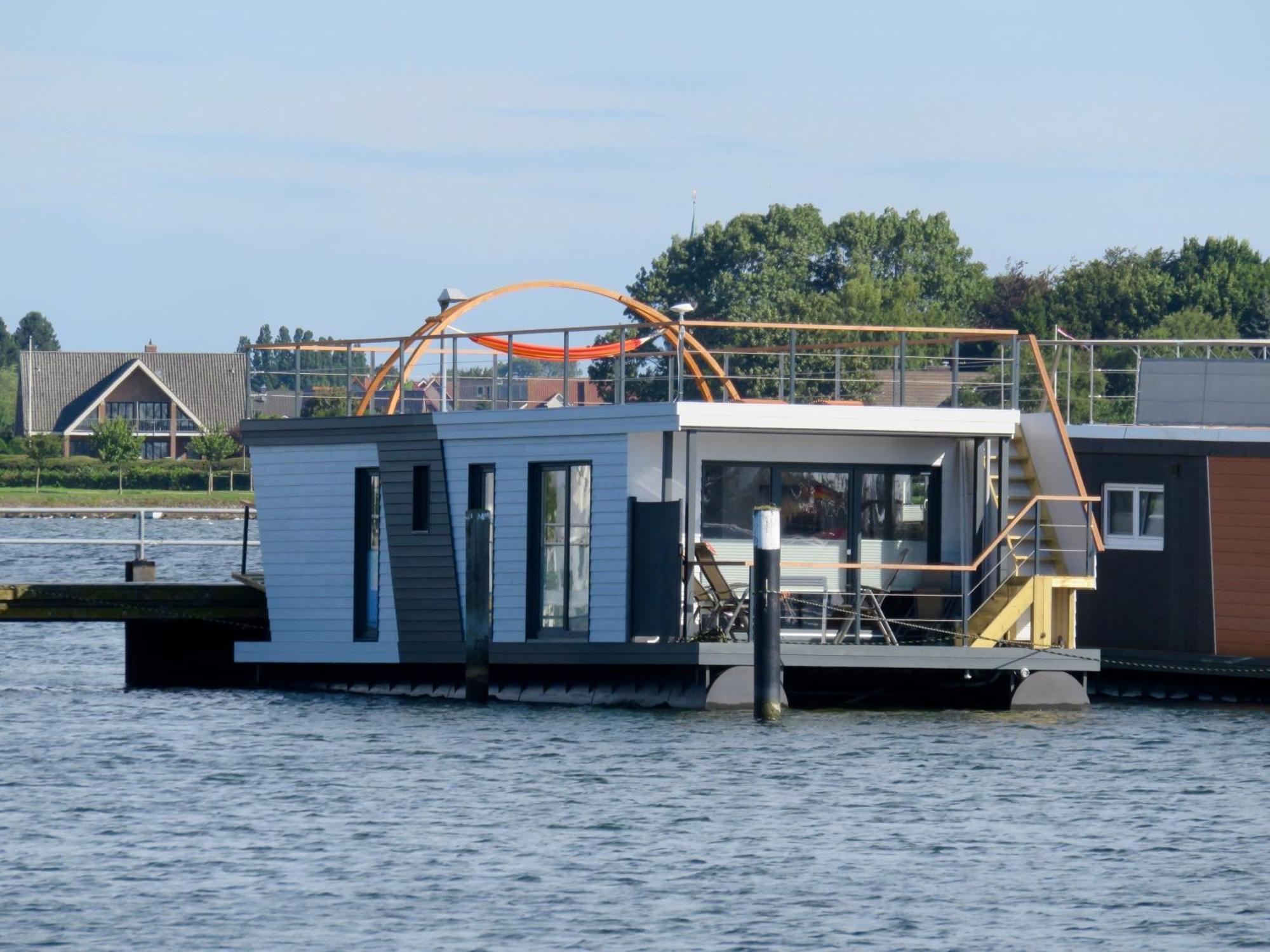 Hausboot Fehmarn Hotel Екстериор снимка